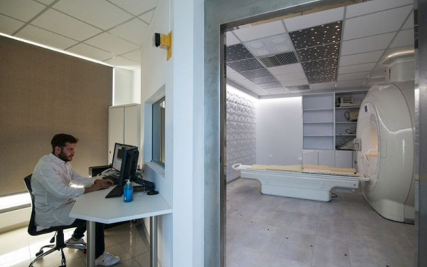 Προσωρινό «λουκέτο» στα Διαγνωστικά Κέντρα - Τριήμερο κινητοποιήσεων των εργαστηριακών γιατρών λόγω clawback