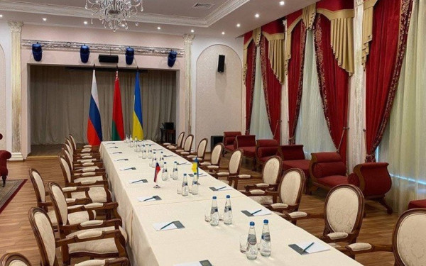 Ρώσοι και Ουκρανοί συναντήθηκαν στα Ηνωμένα Αραβικά Εμιράτα - Τι διαπραγματεύτηκαν