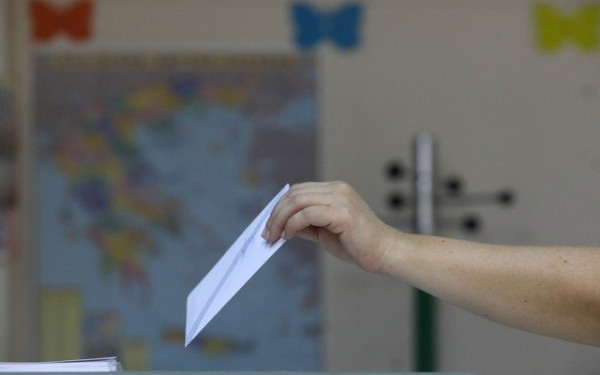 Δημοσκόπηση: Ανοίγει η ψαλίδα ΝΔ - ΣΥΡΙΖΑ