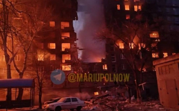 Πόλεμος στην Ουκρανία: Απόγνωση στην κόλαση της Μαριούπολης - Σκυλιά για τροφή και νερό από τα καλοριφέρ για τους εγκλωβισμένους (βίντεο)