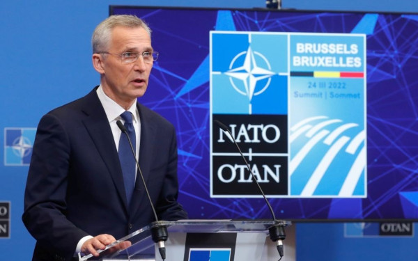 Στόλτενμπεργκ: Η Ουκρανία θα αποφασίσει αν θα διαπραγματευτεί μία ειρηνευτική συμφωνία, αλλά και τους όρους της