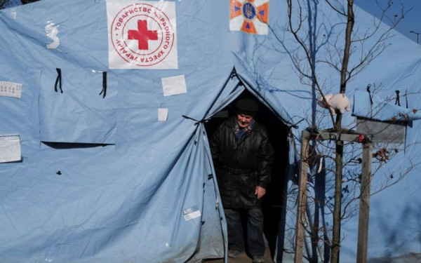  Ο Ερυθρός Σταυρός σταματά προσωρινά τις επιχειρήσεις του στην Ουκρανία για λόγους ασφαλείας