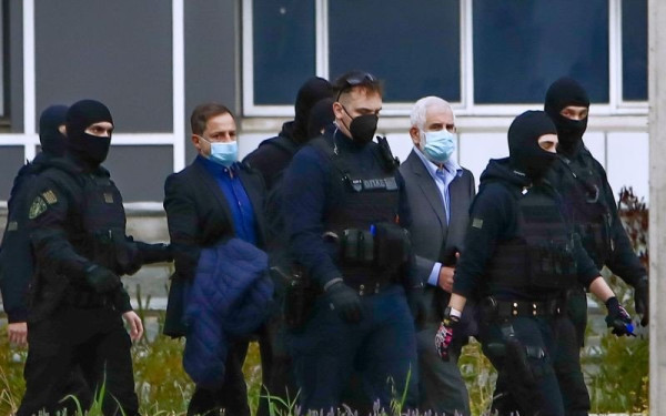 Μαζί έφτασαν στα δικαστήρια Πέτρος Φιλιππίδης και Δημήτρης Λιγνάδης (βίντεο)