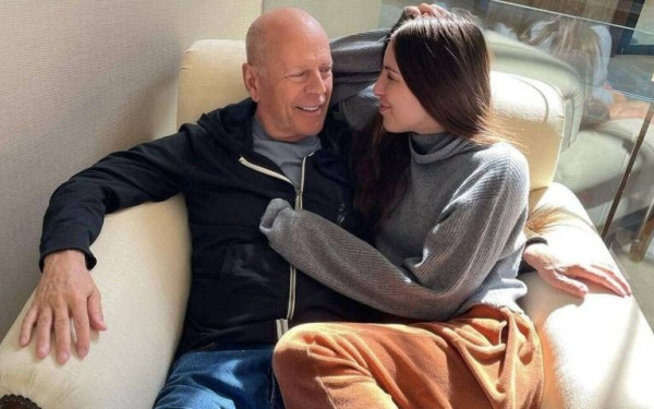 Η συγκινητική δημοσίευση της κόρης του Μπρους Γουίλις, μετά την ανακοίνωση για την κατάσταση της υγείας του