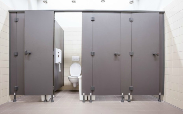 Δήμος Θεσσαλονίκης: Υπογράφηκε το συμφωνητικό εκμίσθωσης για τις δέκα δημοτικές τουαλέτες