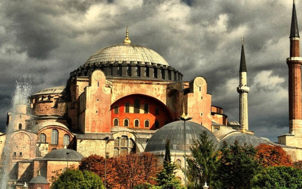 Καταπέλτης γερμανική εφημερίδα για την Τουρκία: Έχουν μετατρέψει την Αγία Σοφία σε "θρησκευτικό πανηγύρι"