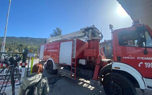 Ο ΣΥΡΙΖΑ στο Παπανικολάου: Υποστελεχωμένο σε βαθμό κακουργήματος και εξαντλημένο το προσωπικό του ΕΣΥ