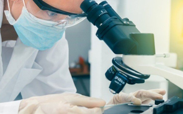 Το δέρμα 53χρονης γυναίκας γύρισε τον χρόνο 30 χρόνια πίσω χάρη σε μέθοδο αντιγήρανσης των κυττάρων