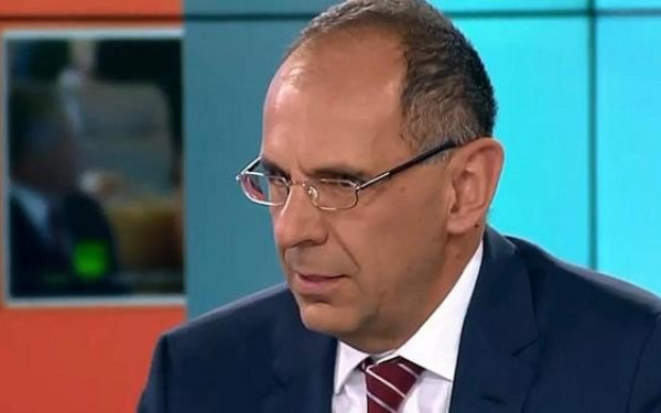 Γεραπετετρίτης: Μηνύσεις σε Εμφιετζόγλου και Ακρίτα για τα υπονοούμενα για τη 12χρονη από τον Κολωνό