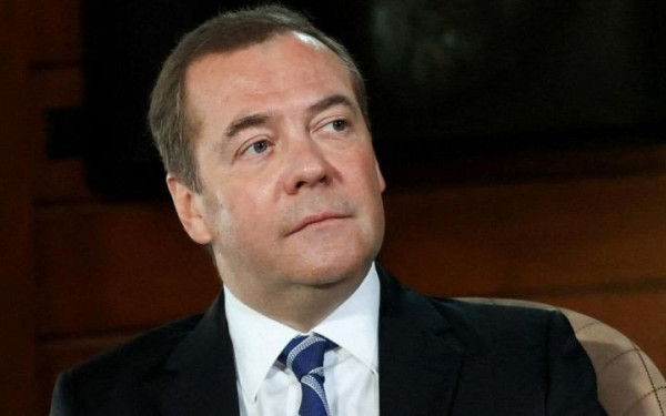 Μεντβιέντεφ: Η ένταξη της Ουκρανίας στο NATO θα ισοδυναμούσε με κήρυξη πολέμου στη Ρωσία