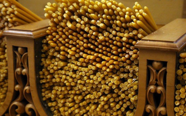 Μεγάλη Τετάρτη: Στη μνήμη της αμαρτωλής γυναίκας που μετανόησε