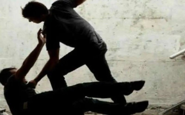 Θεσσαλονίκη: Ερωτική αντιζηλία η αιτία για το άγριο ξύλο 21χρονου στη Θέρμη