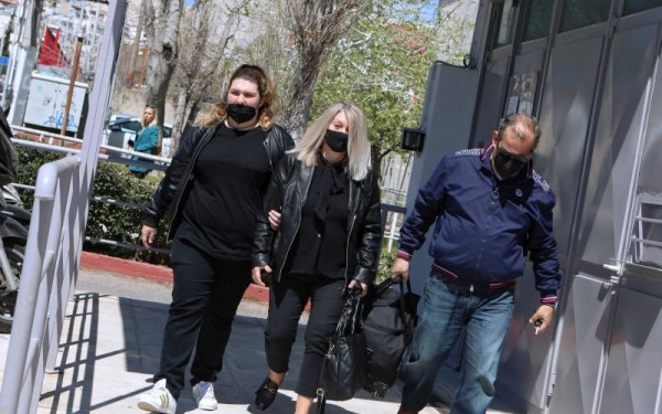 Πάτρα: Στην ανακρίτρια αύριο η Πισπιρίγκου - Θα απολογηθεί για τους θανάτους της Ίριδας και της Μαλένας 