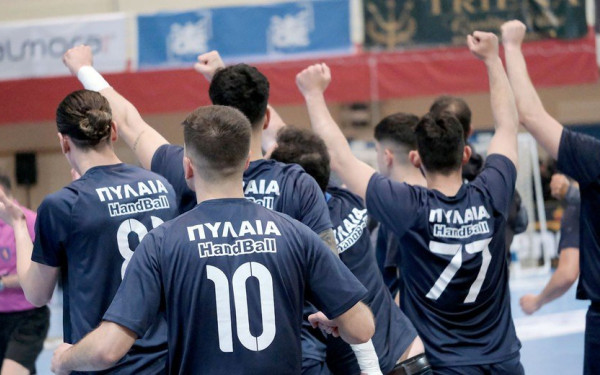 Χάντμπολ: Το μπουγέλωμα, τα μπλουζάκια και η υπεροψία της ΑΕΚ (βίντεο)