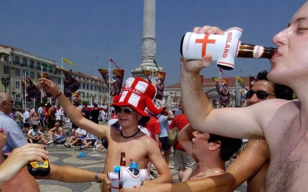 Μην το πείτε στους Άγγλους: Απαγορεύτηκε το αλκοόλ στα γήπεδα του Μουντιάλ