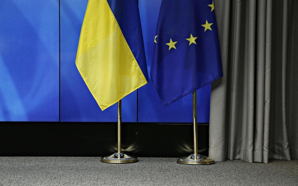 Ευρωπαϊκή Επιτροπή: Η Ουκρανία πρέπει να βελτιωθεί στην καταπολέμηση της διαφθοράς και στο κράτος Δικαίου