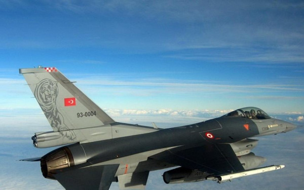 «Μπαράζ» τουρκικών υπερπτήσεων: Μετά τα drones και μαχητικά F-16 πάνω από Κίναρο και Γλάρο