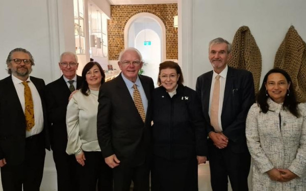 Συνεργασία της Λ. Μενδώνη στο Σίδνεϊ με τις Εθνικές Επιτροπές της Αυστραλίας για την επιστροφή των Γλυπτών του Παρθενώνα