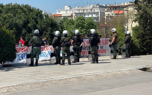 Νεολαία ΜέΡΑ 25: Στηρίζουμε το αίτημα των φοιτητών για αποχώρηση των ΜΑΤ από το ΑΠΘ