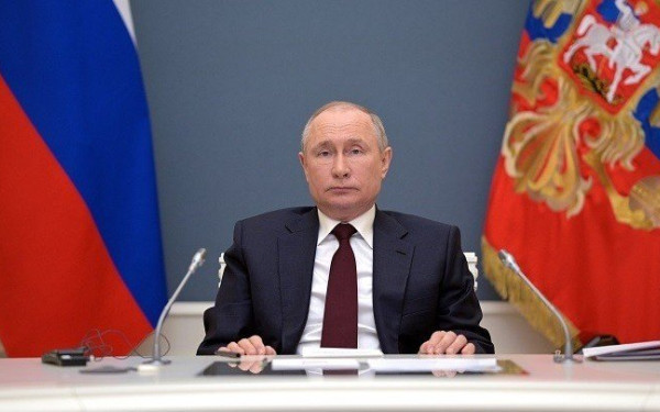 Ρωσία: Έτοιμη για πολυμερείς σχέσεις με τις χώρες BRICS