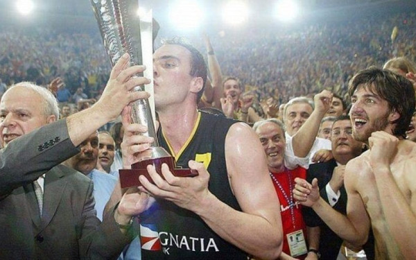 Μπάσκετ: Η νύχτα που ο Άρης έβαλε το δεύτερο αστέρι στη φανέλα (βίντεο)