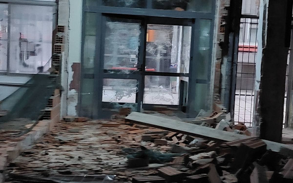 ΑΠΘ: Βάνδαλοι, έσπασαν και ρήμαξαν και πάλι το χώρο της πρώην κατάληψης «Στέκι στο Βιολογικό» - Θεοδωρικάκος: Το φως θα νικήσει το σκοτάδι