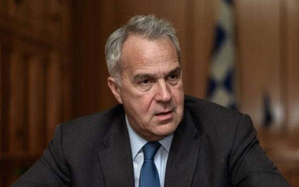 Επίθεση από κουκουλοφόρους κατά του Μάκη Βορίδη στο Ηράκλειο - «Δεν με φοβίζουν οι πρακτικές τους» η απάντησή του Επίθεση από κουκουλοφόρους κατά του Μάκη Βορίδη στο Ηράκλειο - «Δεν με φοβίζουν οι πρακτικές τους» η απάντησή του