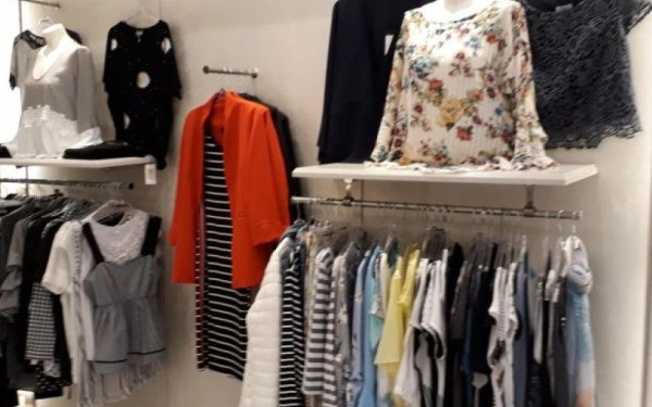 Αύξηση εγχώριων πωλήσεων - μείωση εξαγωγών για το ελληνικό ρούχο στο πρώτο 6μηνο του 2024