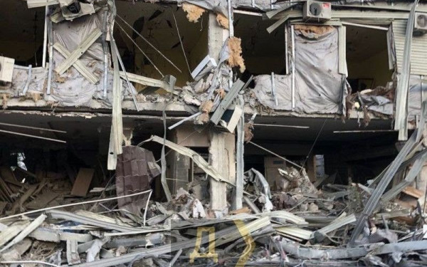 Πόλεμος Ουκρανία: Τριπλό χτύπημα της Ρωσίας στην Οδησσό (βίντεο & φωτ.)