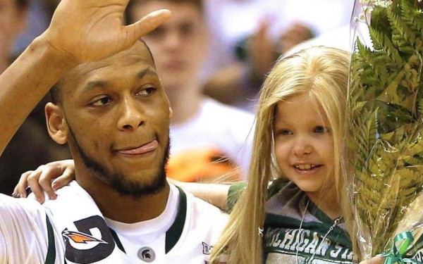 Συγκλονιστικό ντοκουμέντο από τη δολοφονία του μπασκετμπολίστα Έιντριαν Πέιν (βίντεο)