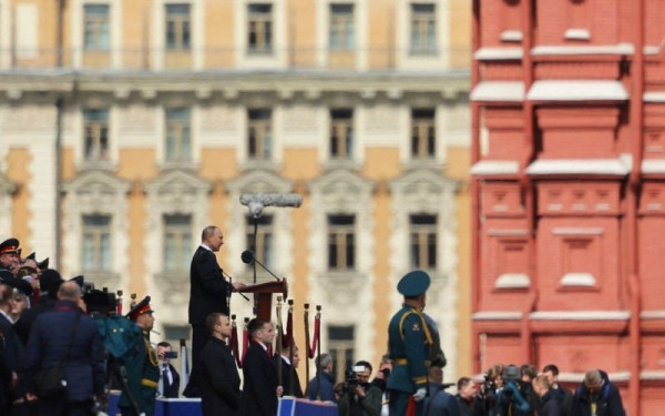 Ρωσία: Τα γεράκια καλούν τον Πούτιν να κλιμακώσει τον πόλεμο και να εγκαταλείψει τις συνομιλίες με τις ΗΠΑ