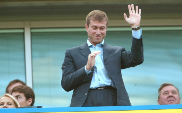 Ο Αμπράμοβιτς... «φυγάδευσε» δύο αεροπλάνα στη Ρωσία κάτω από τη «μύτη» των Αμερικανών