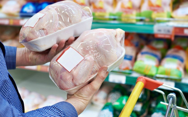 Νέες ραγδαίες ανατιμήσεις: Θα... πετάξει στα ύψη η τιμή του κοτόπουλου (βίντεο)