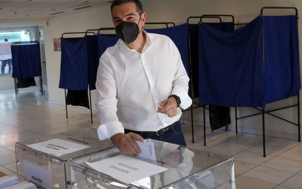 Στο Περιστέρι ψήφισε ο Αλ. Τσίπρας: "Πάρτε τον ΣΥΡΙΖΑ στα χέρια σας για να πάρετε αύριο τις τύχες της χώρας", το μήνυμα που έστειλε
