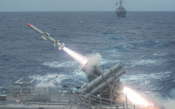 Βρετανικό πλοίο κατέρριψε drone που είχε στόχο εμπορικά πλοία στην Ερυθρά Θάλασσα