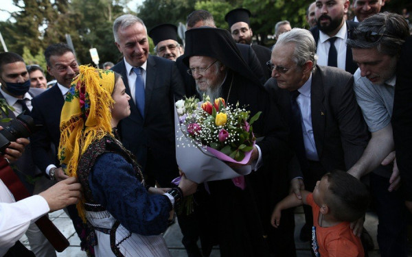 Υποδοχή έκπληξη επιφύλαξαν οι μαθητές της ΧΑΝΘ στον Βαρθολομαίο (φωτ.)