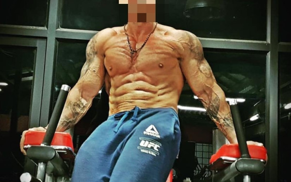 «Μου έλεγε ότι θα έχω την ίδια τύχη με την Βίκυ από το τσιπουράδικο» - Τι είπε στον εισαγγελέα η γυναίκα που κατήγγειλε ο γυμναστής 