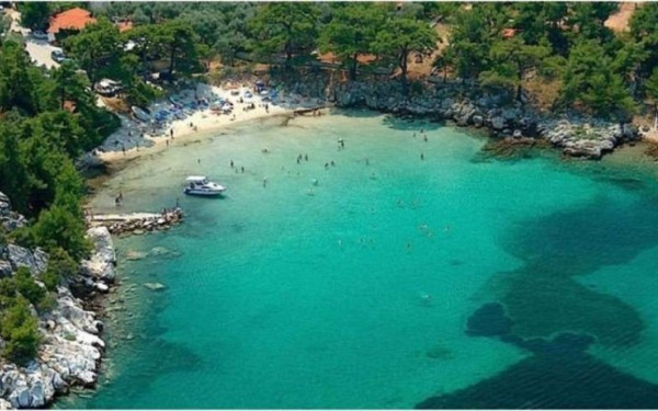 "Απόβαση" Ρουμάνων τουριστών στην Ανατολική Μακεδονία - Πάνω από ένα εκατ. τουρίστες για διακοπές σε Καβάλα και Θάσο