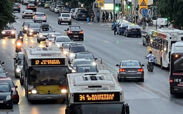 Δήμος Θεσσαλονίκης: Ανοιχτή «πληγή» οι φορτοεκφορτώσεις 