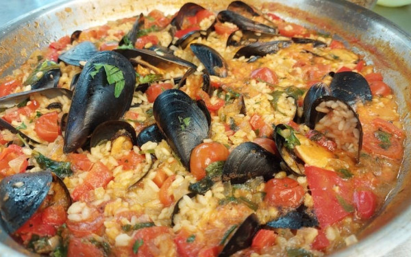 Οι 7 συνταγές του "Macedonian Gourmet" που θα... πετάξουν μέχρι και στο εξωτερικό (φωτ.)