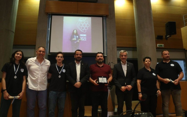 Έλαμψαν οι Ολυμπιονίκες από τους 24ους Ολυμπιακούς Αγώνες Κωφών στο Δημοτικό Συμβούλιο Θεσσαλονίκης (φωτ.)