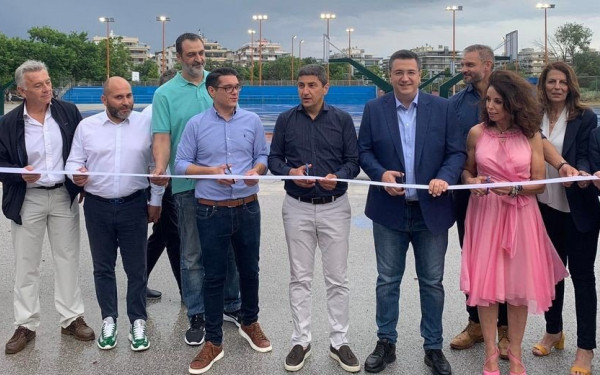 Με κάθε επισημότητα εγκαινιάστηκαν τα αναβαθμισμένα γήπεδα μπάσκετ στο Ποσειδώνιο (βίντεο, φωτ.)