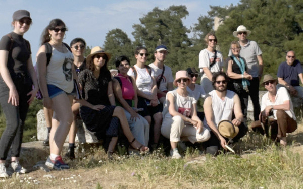 Οι Γάλλοι παίρνουν... πάνω τους την αρχαία ιστορία της Θάσου