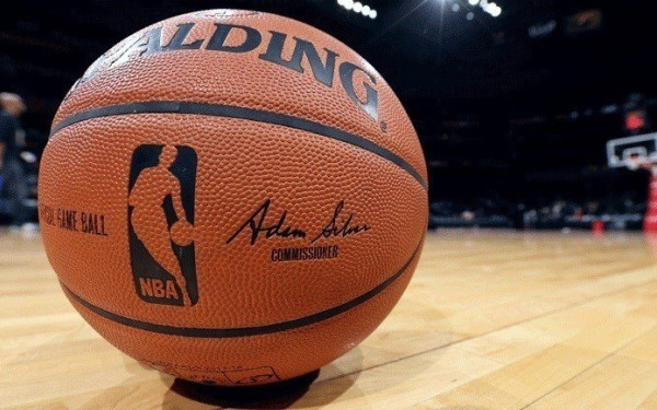 ΝΒΑ: Ελληνικής καταγωγής υπάλληλος των Σανς παραιτήθηκε και κατήγγειλε μισογυνισμό