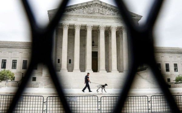 Πισωγύρισμα στον Μεσαίωνα: Οι ΗΠΑ τελειώνουν τα προγράμματα περιορισμού των διακρίσεων στα πανεπιστήμια