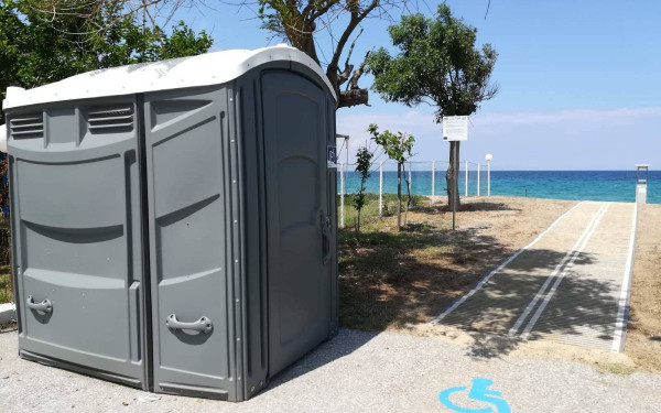 Δήμος Αριστοτέλη: Ακόμη τρεις παραλίες αποκτούν εξοπλισμό για την εξυπηρέτηση ΑμεΑ