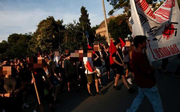 Αντιφασιστική πορεία στη Θεσσαλονίκη με φόντο τη Χρυσή Αυγή