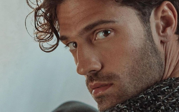 Ο Αργυρός δίνει μέρος της αμοιβής του για τα αδέσποτα της Θεσσαλονίκης