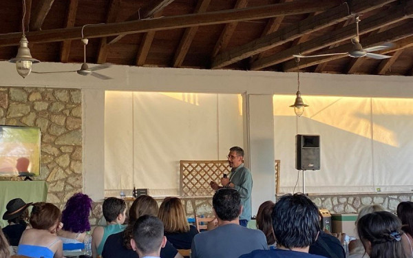 Evia Film Project: Ένα «πράσινο» τετ α τετ με τον Γιώργο Αυγερόπουλο