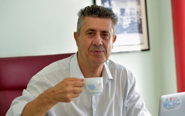 Πρωινός καφές με τον πανεπιστημιακό Γιώργο Καραγιαννίδη